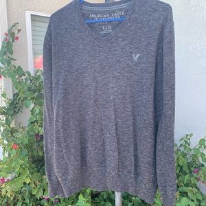 MENS AMERICAN EAGLE V-NECK SWEATER SIZE LARGE